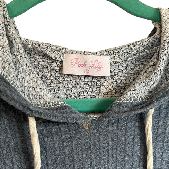Pink Lily Stars Waffle Knit Hooded Pullover - Picture 4 of 5